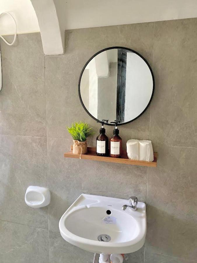 New Modern Suite Near Airport & Beach Sudtungan エクステリア 写真