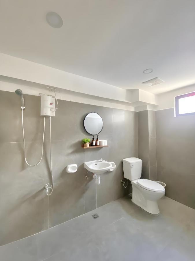 New Modern Suite Near Airport & Beach Sudtungan エクステリア 写真