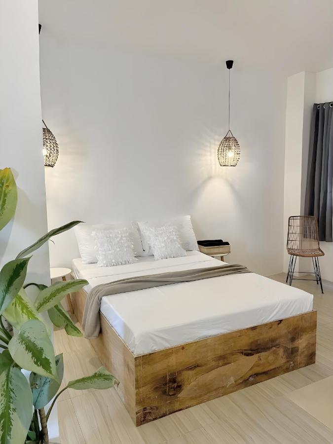 New Modern Suite Near Airport & Beach Sudtungan エクステリア 写真